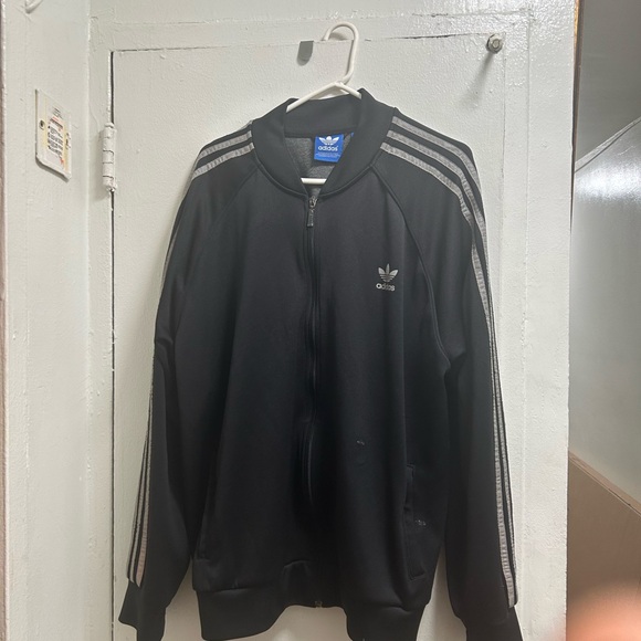 Adidas - Picture 3 of 4